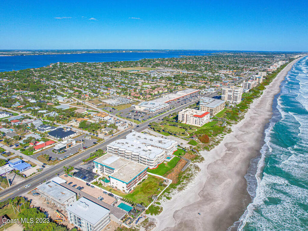 505 N Miramar Avenue, Indialantic, FL 32903