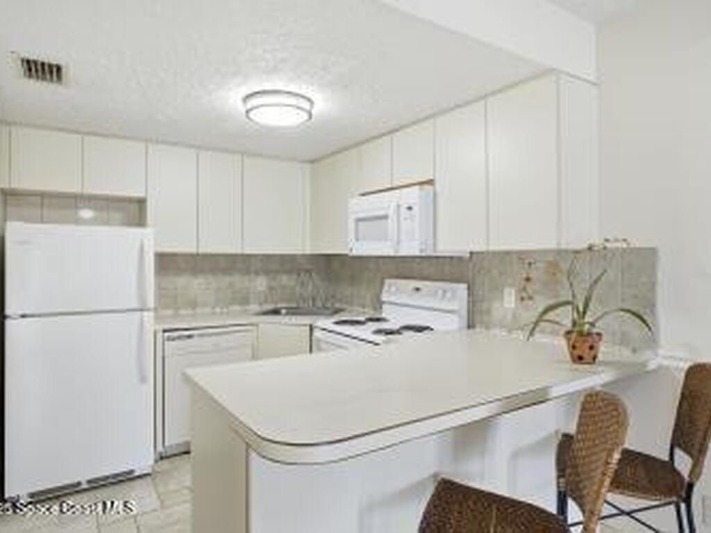 8600 Ridgewood Avenue, Cape Canaveral, FL 32920