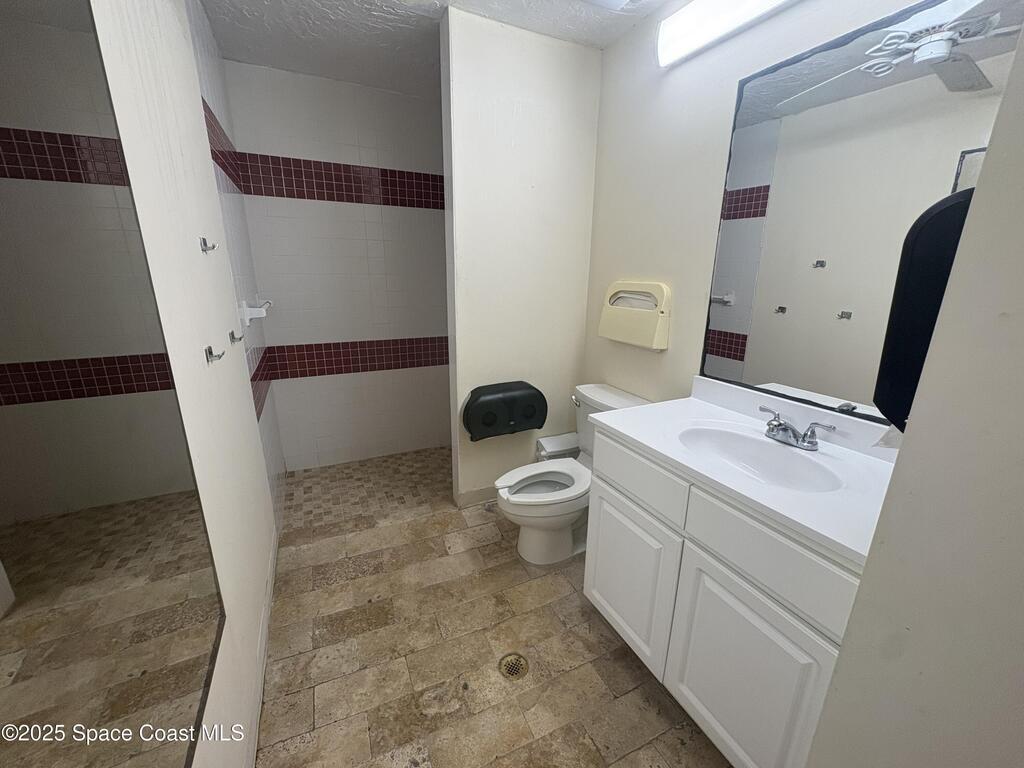 8600 Ridgewood Avenue, Cape Canaveral, FL 32920