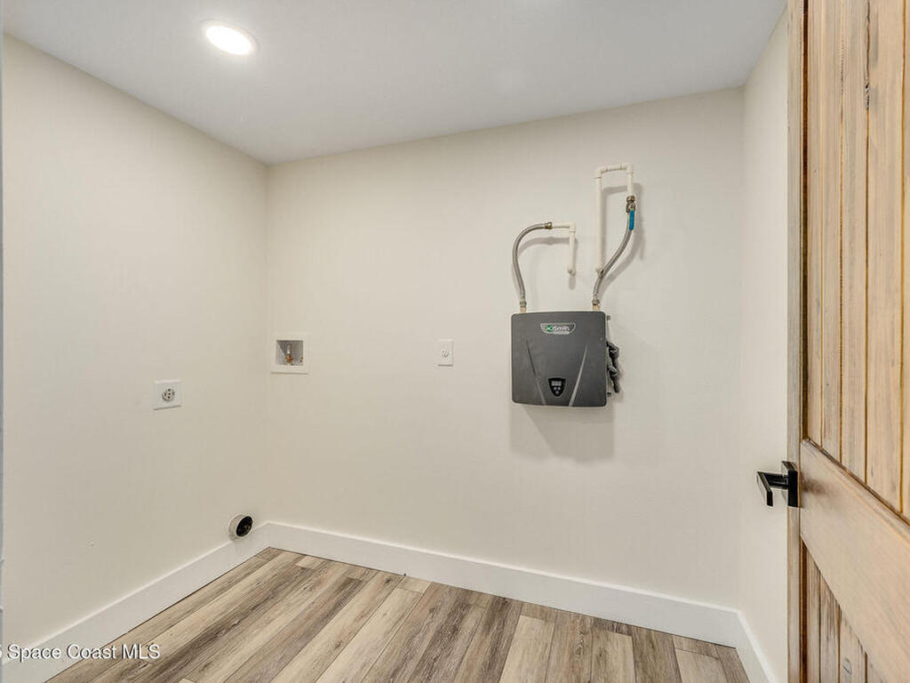 66 Moore Avenue, Merritt Island, FL 32952