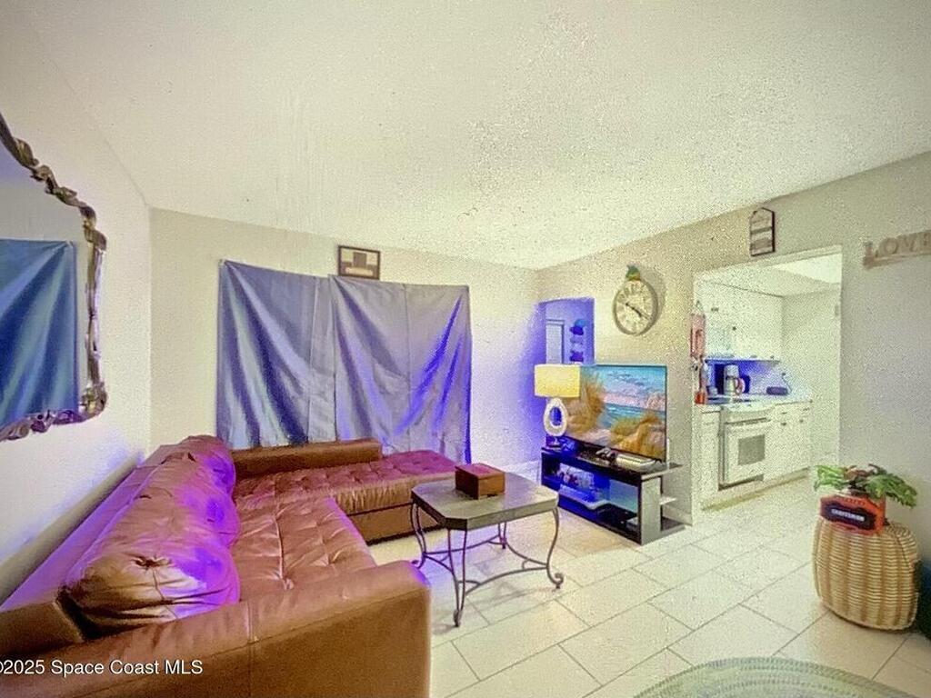 241 Bristol Court, Melbourne, FL 32935