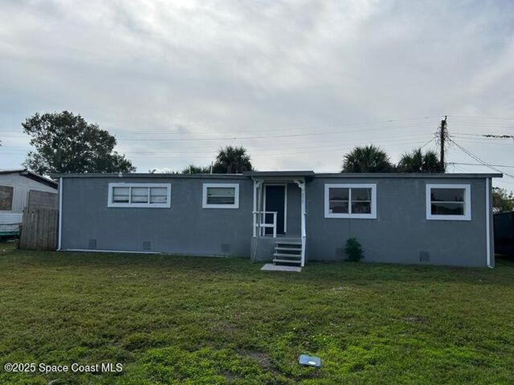 355 Saint Charles Avenue, Merritt Island, FL 32953