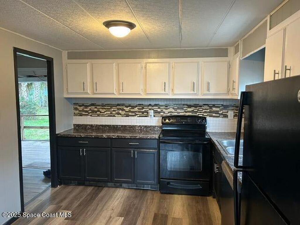 355 Saint Charles Avenue, Merritt Island, FL 32953