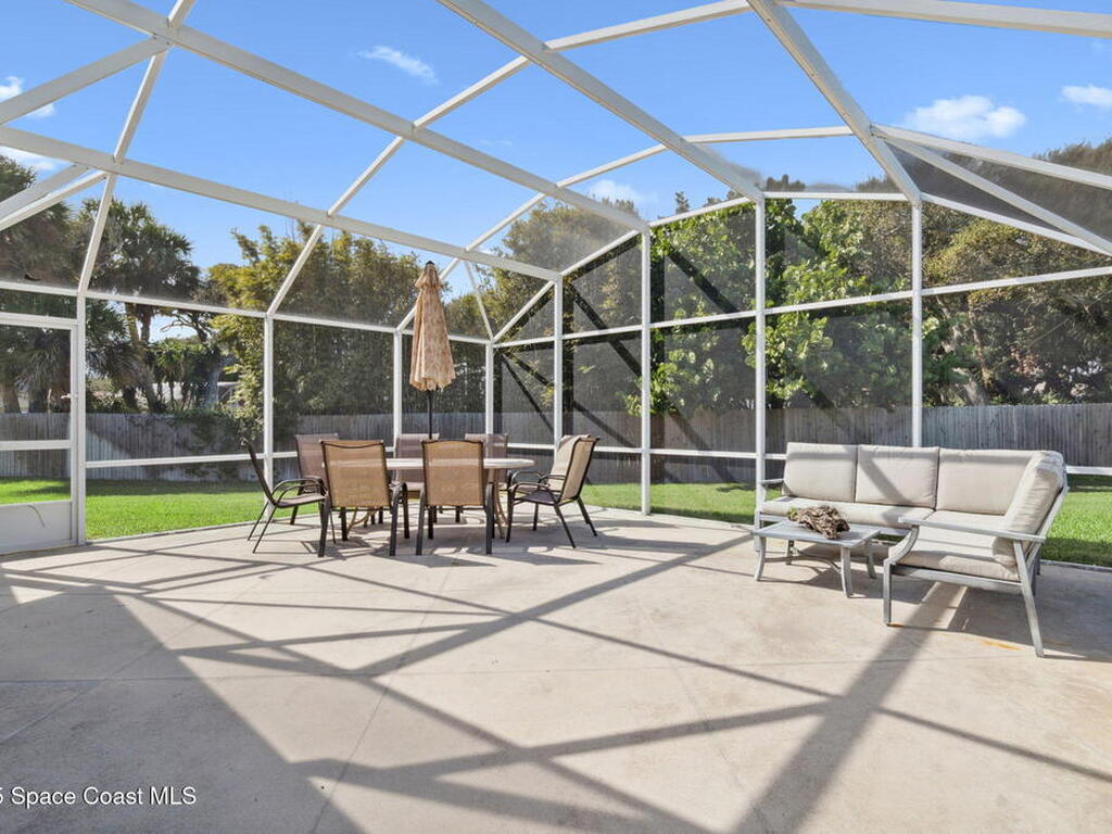 2 Ted Circle, New Smyrna Beach, FL 32169