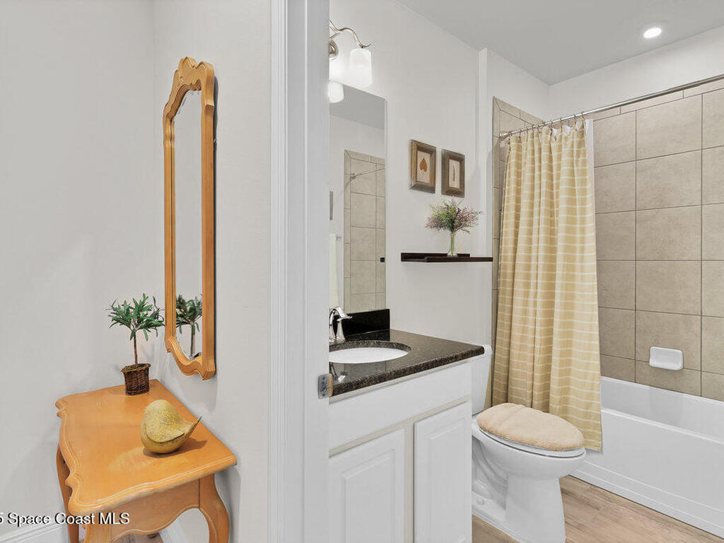 5949 Buttonwood Square, Vero Beach, FL 32966