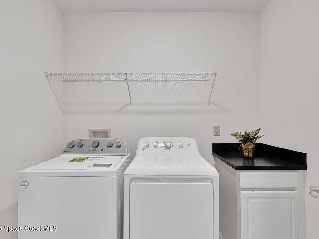 5949 Buttonwood Square, Vero Beach, FL 32966