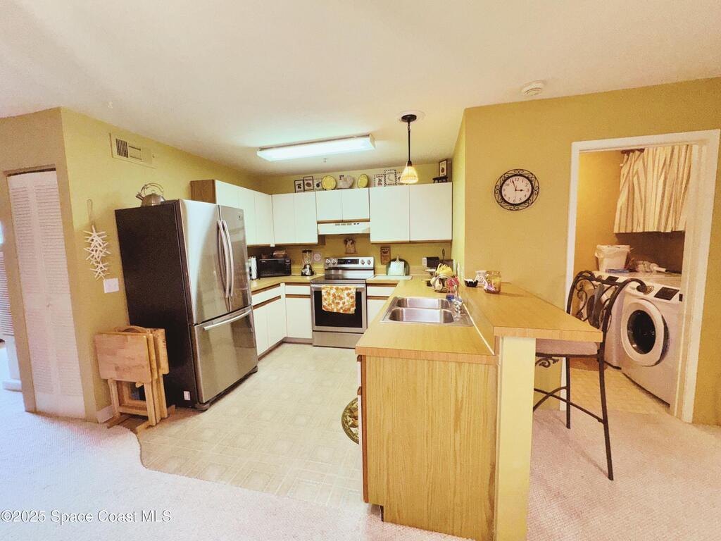 7820 Shadowood Drive, Melbourne, FL 32904