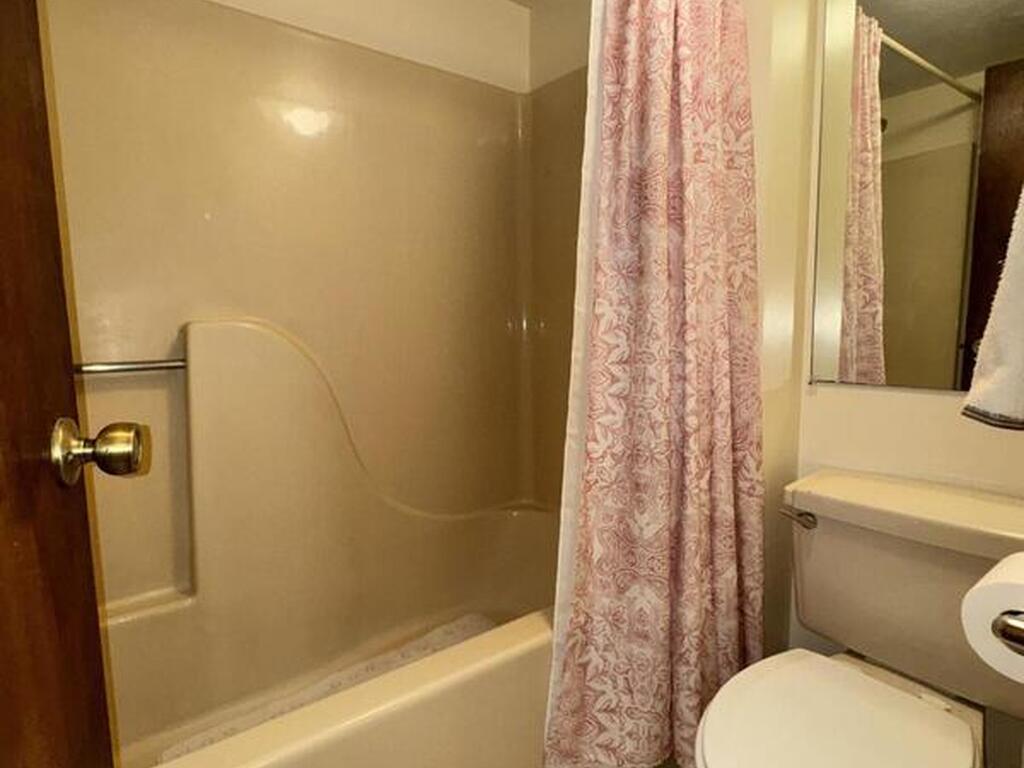 7820 Shadowood Drive, Melbourne, FL 32904