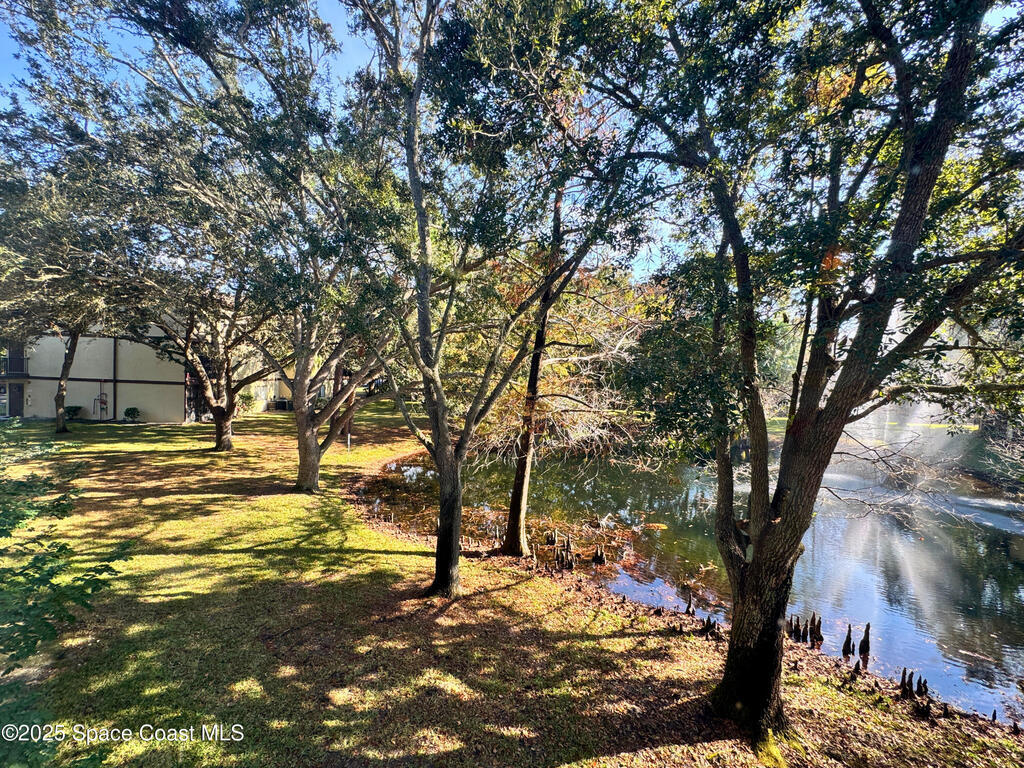 7820 Shadowood Drive, Melbourne, FL 32904