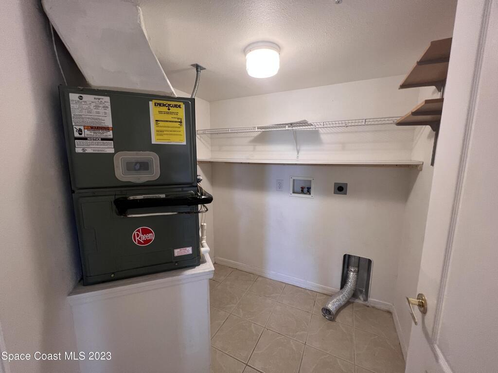 800 Del Rio Way, Merritt Island, FL 32953