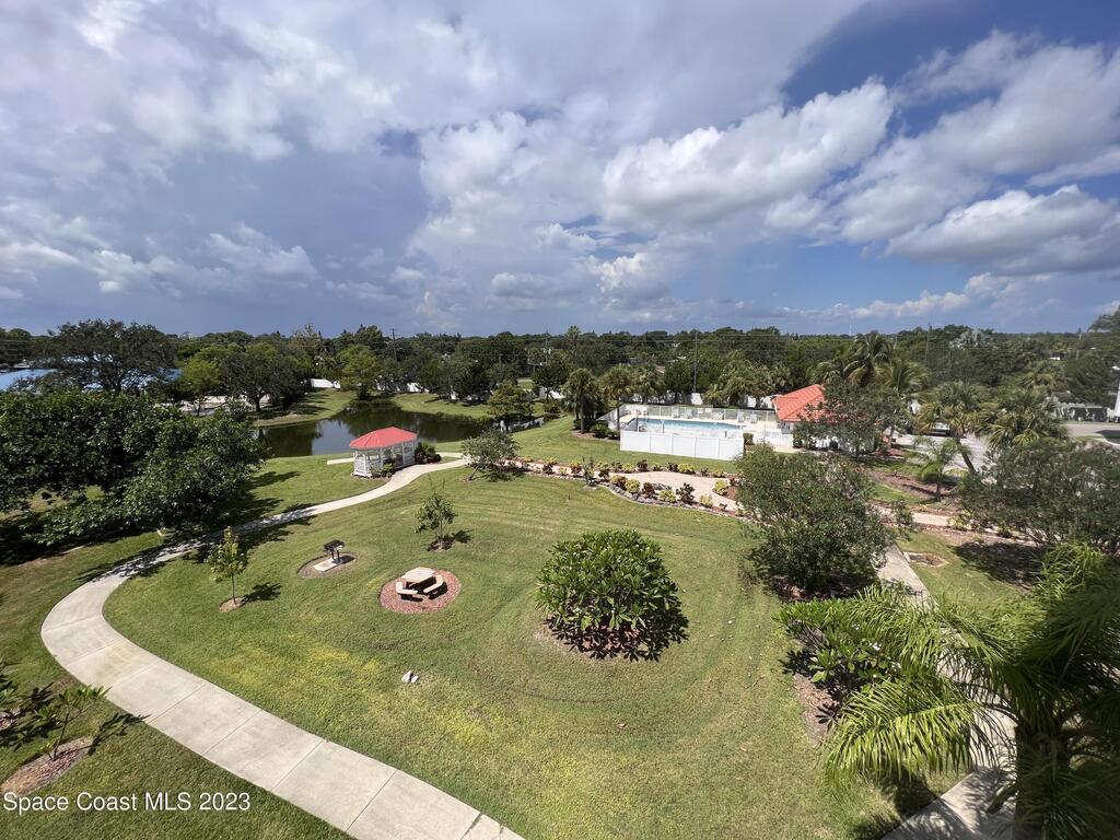 800 Del Rio Way, Merritt Island, FL 32953