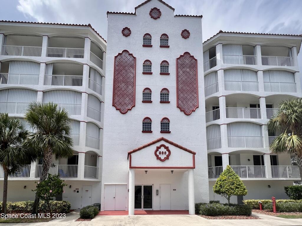 800 Del Rio Way, Merritt Island, FL 32953