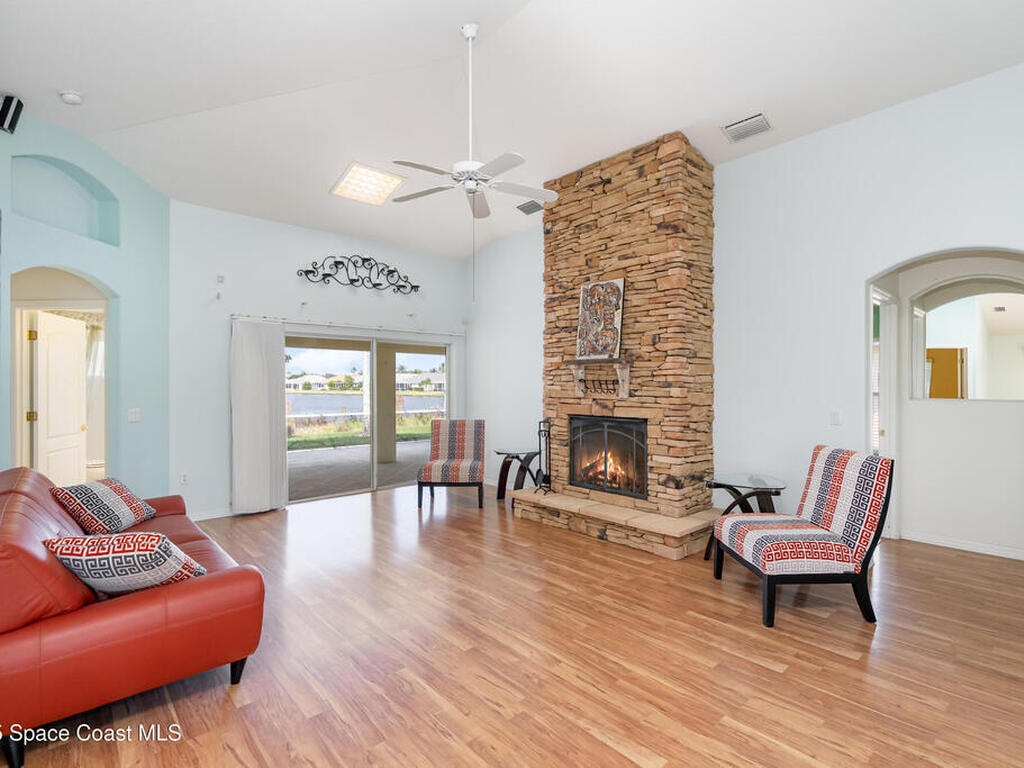 1664 Boca Rio Drive, Suntree, FL 32940