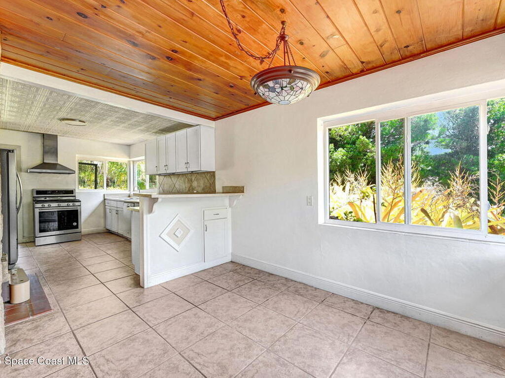 100 Tampa Avenue, Indialantic, FL 32903