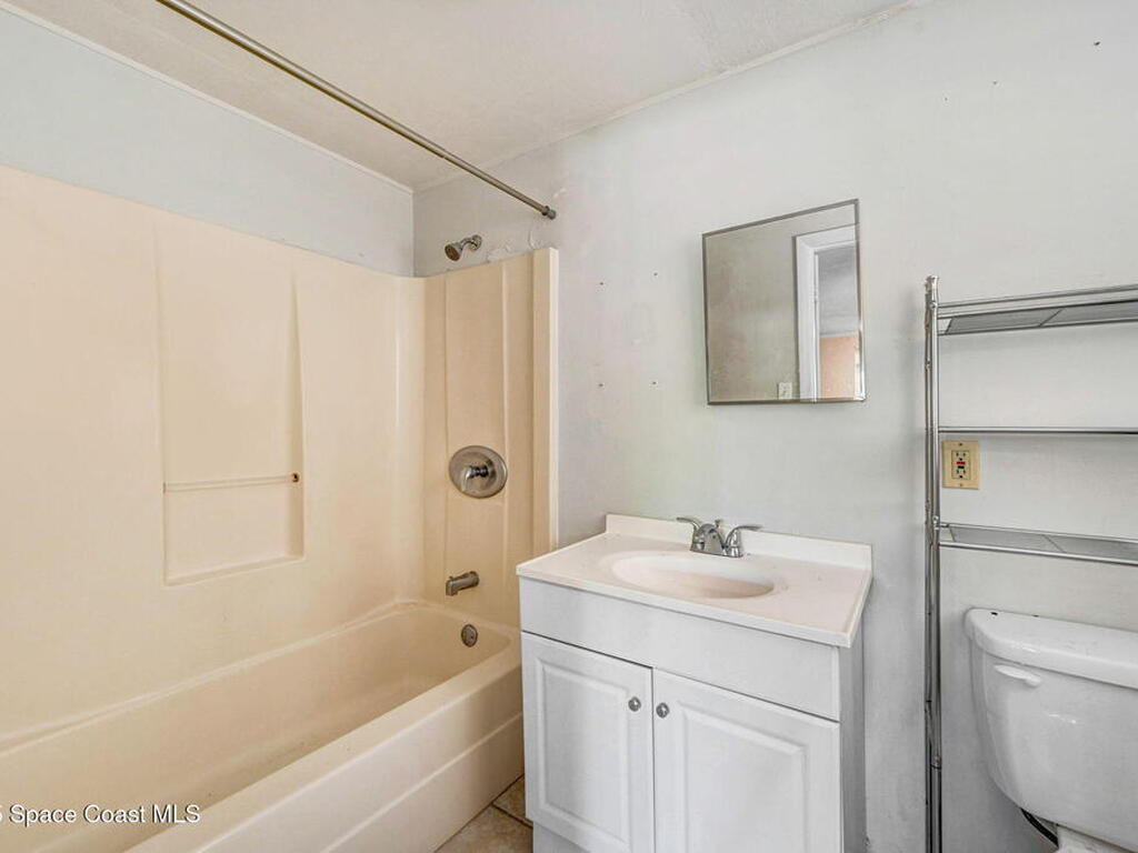 100 Tampa Avenue, Indialantic, FL 32903