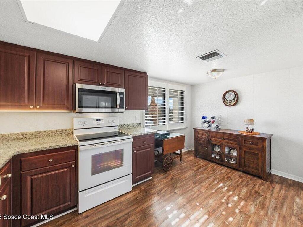 300 S Sykes Creek Parkway, Merritt Island, FL 32952