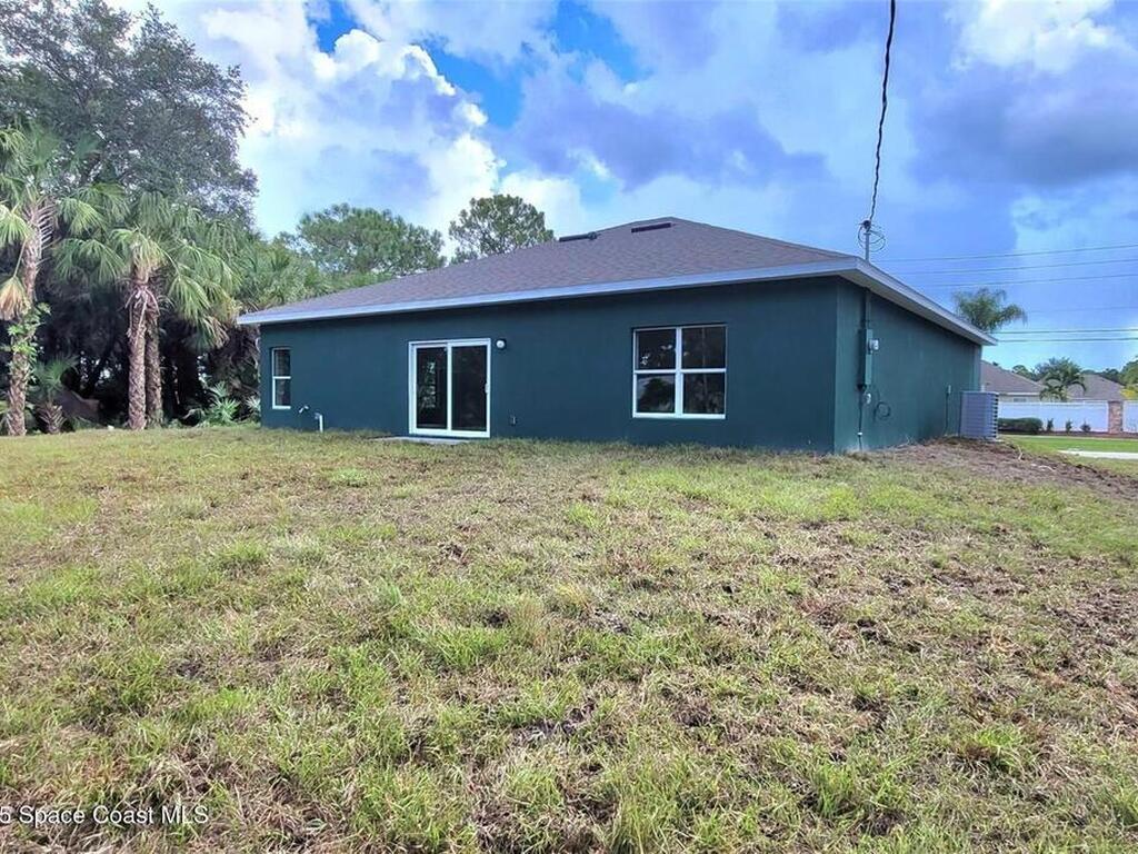 407 Treemont Avenue, Palm Bay, FL 32908