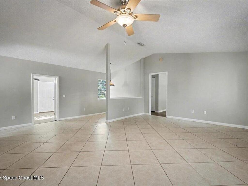 173 N Ridgewood Avenue, Ormond Beach, FL 32174