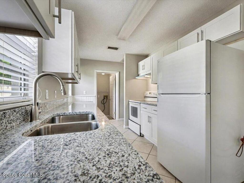 173 N Ridgewood Avenue, Ormond Beach, FL 32174