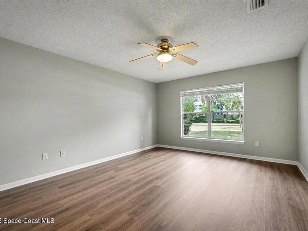 173 N Ridgewood Avenue, Ormond Beach, FL 32174