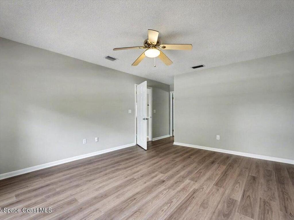 173 N Ridgewood Avenue, Ormond Beach, FL 32174