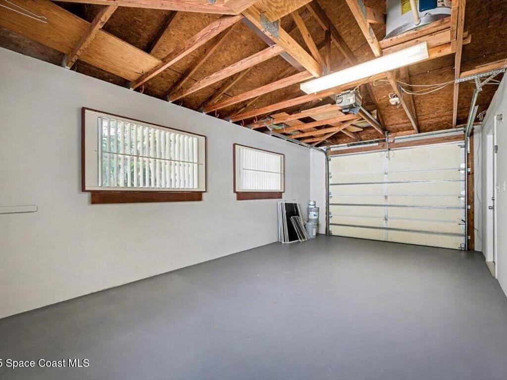 173 N Ridgewood Avenue, Ormond Beach, FL 32174