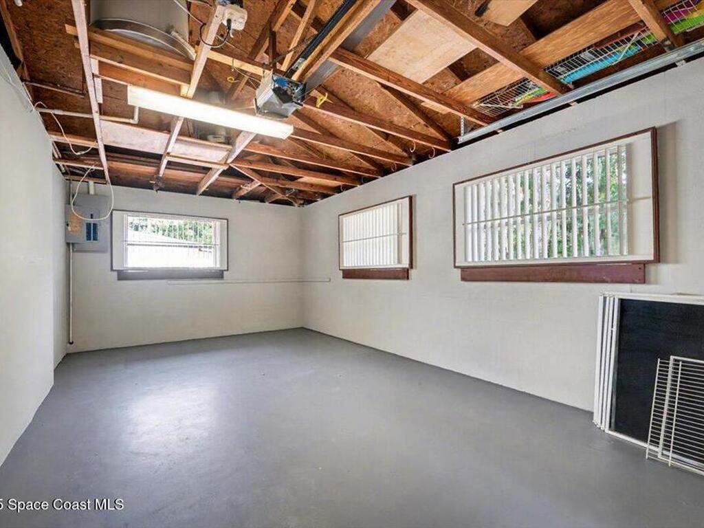 173 N Ridgewood Avenue, Ormond Beach, FL 32174