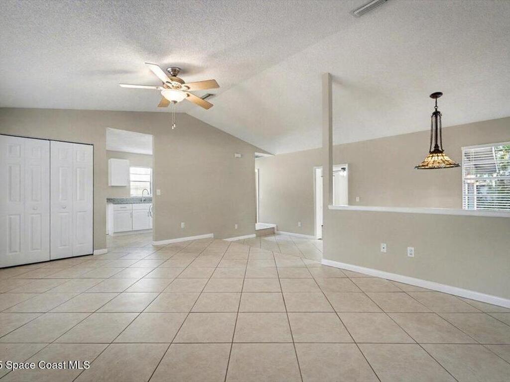 173 N Ridgewood Avenue, Ormond Beach, FL 32174