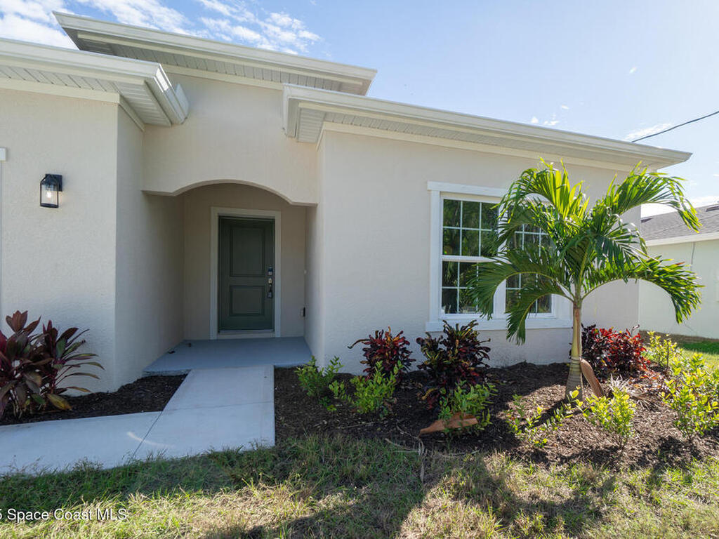 2357 Hagoplan Avenue, Palm Bay, FL 32908