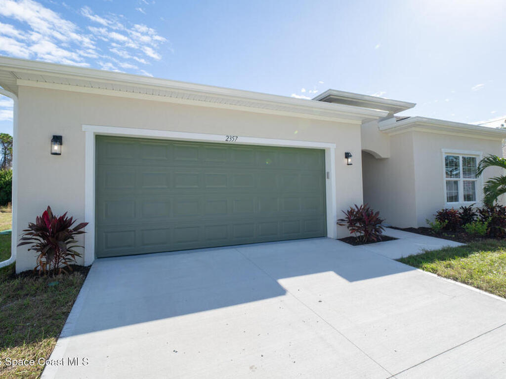 2357 Hagoplan Avenue, Palm Bay, FL 32908