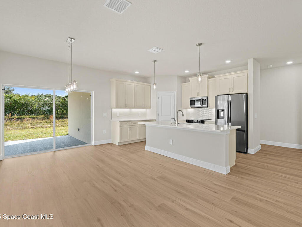 2357 Hagoplan Avenue, Palm Bay, FL 32908