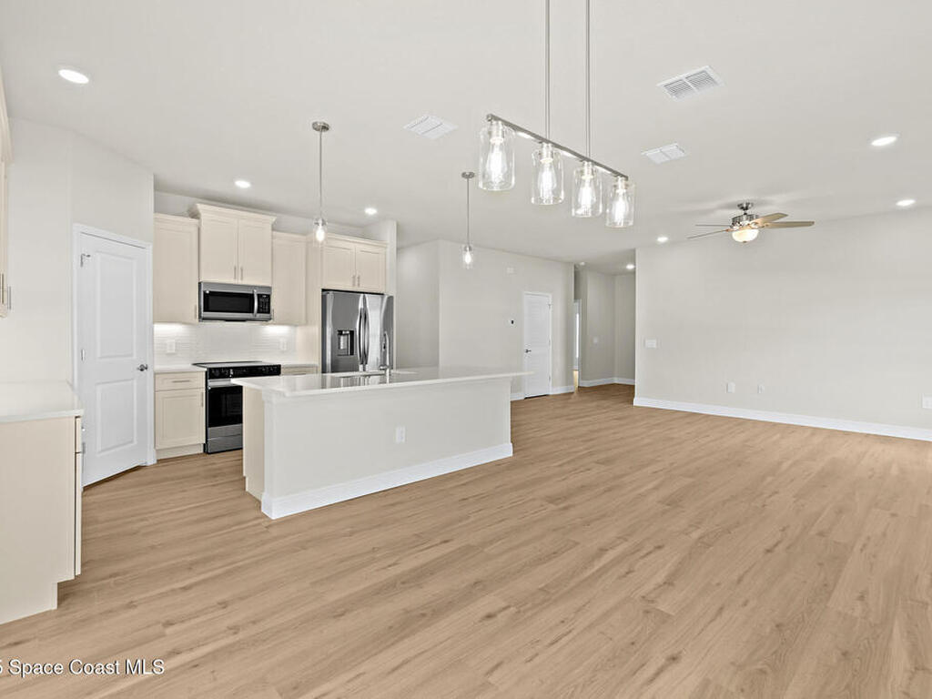 2357 Hagoplan Avenue, Palm Bay, FL 32908