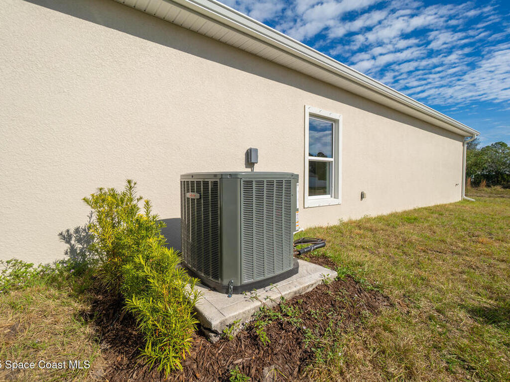 2357 Hagoplan Avenue, Palm Bay, FL 32908