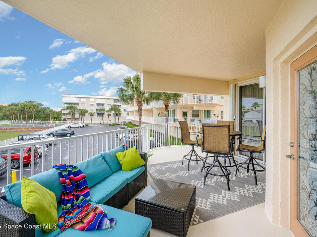 807 Mystic Dr, Cape Canaveral, FL 32920