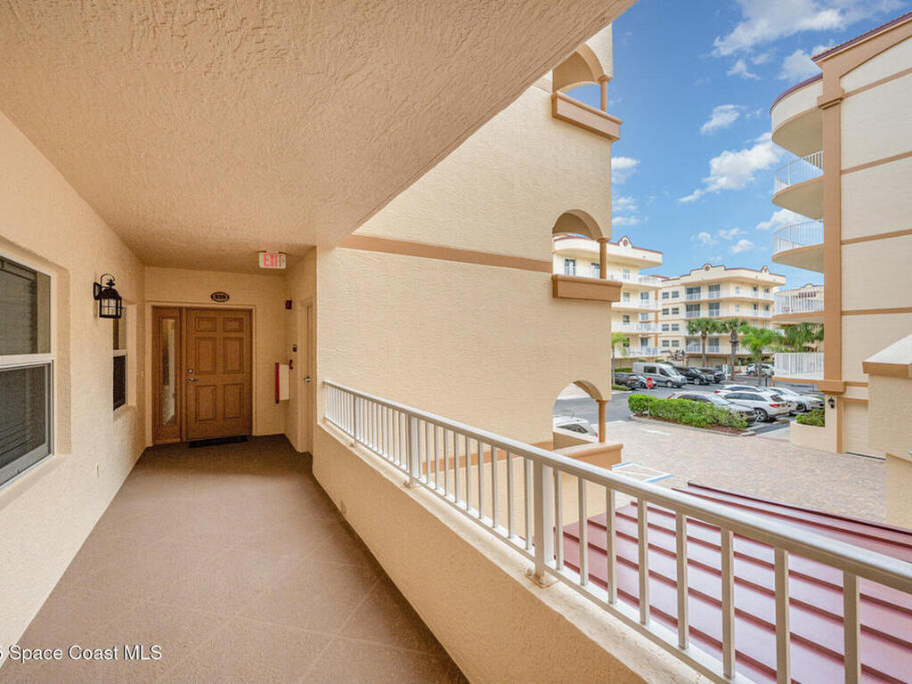 807 Mystic Dr, Cape Canaveral, FL 32920