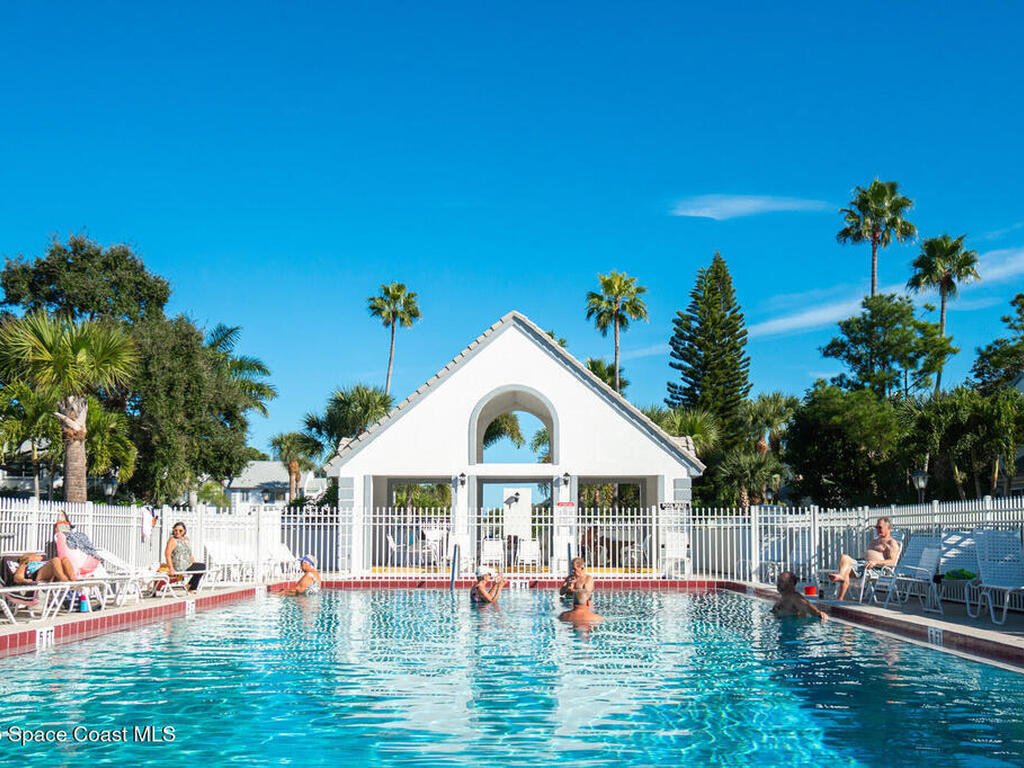 807 Mystic Dr, Cape Canaveral, FL 32920