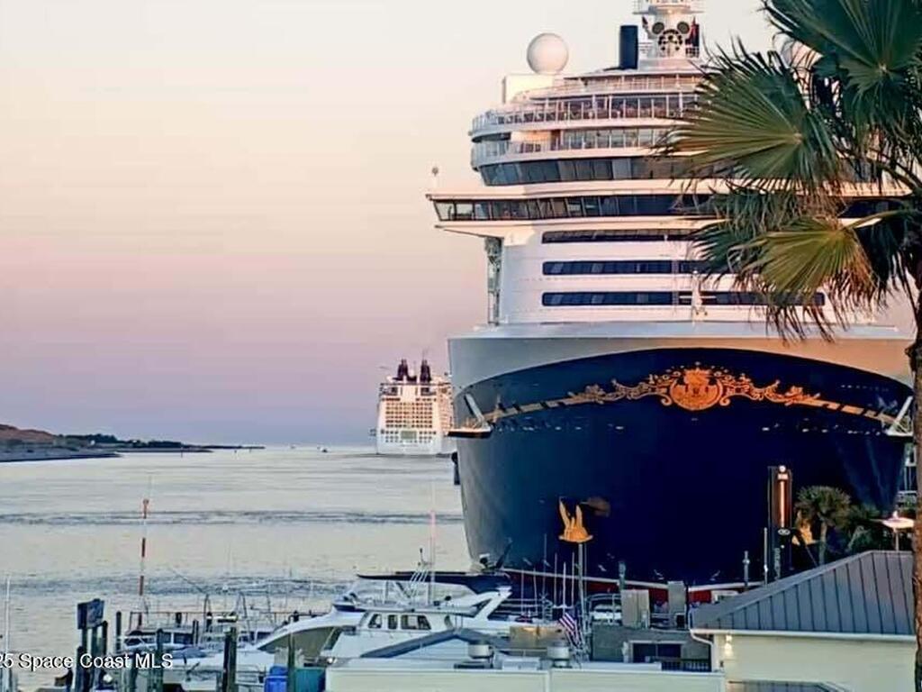 807 Mystic Dr, Cape Canaveral, FL 32920