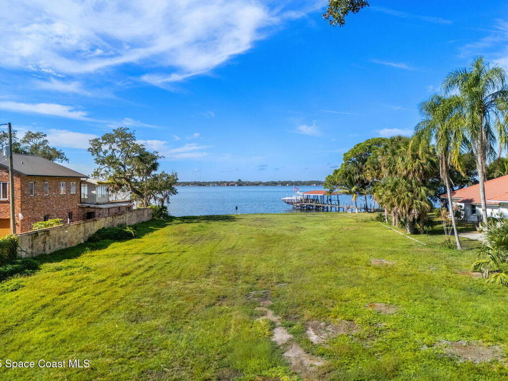 Crooked Mile Road, Merritt Island, FL 32952