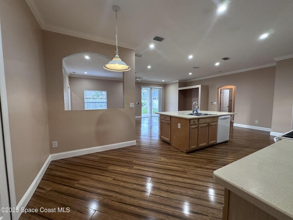 802 Del Mar Circle, Melbourne, FL 32904