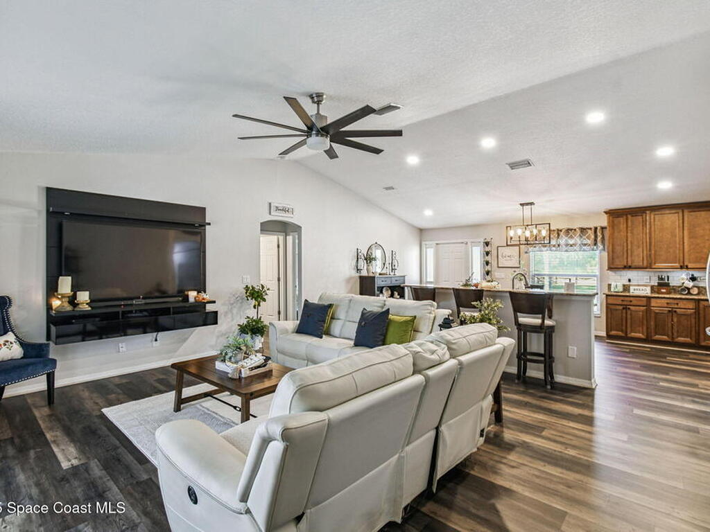 5405 Fan Palm Avenue, Cocoa, FL 32927