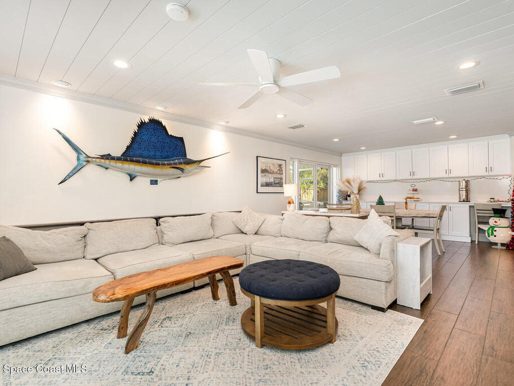 974 S Shannon Avenue, Indialantic, FL 32903