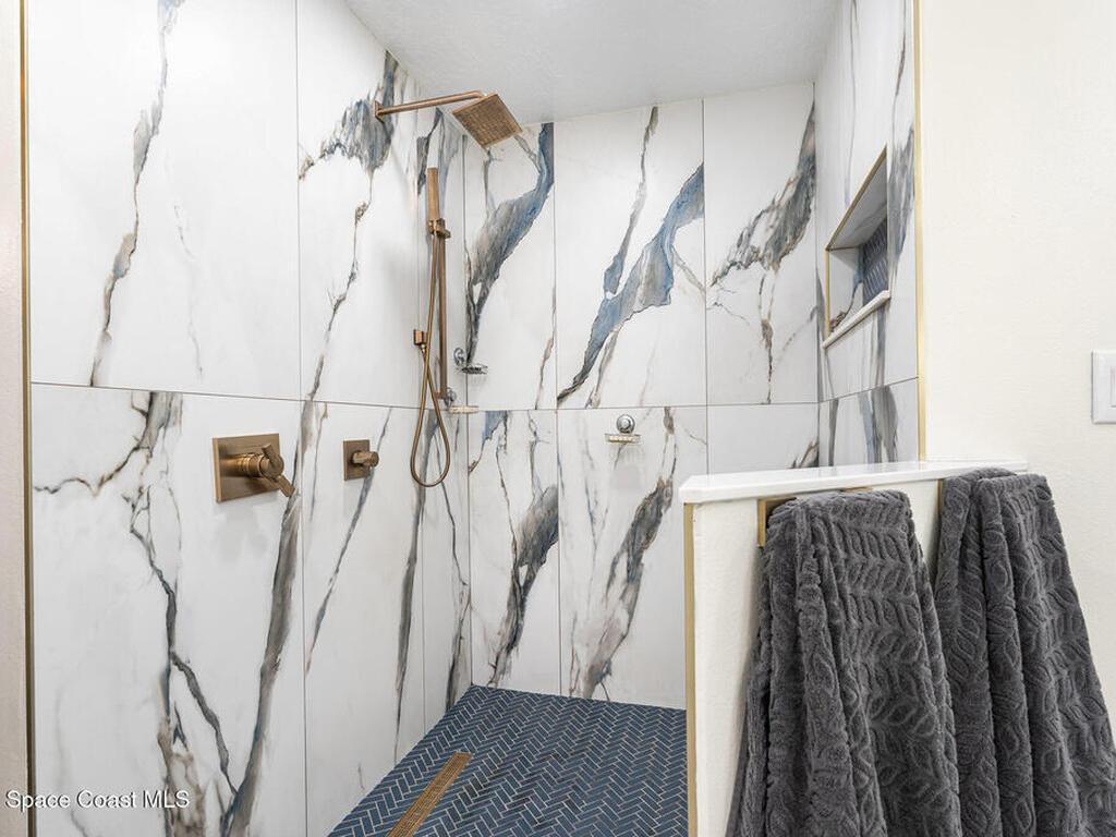 974 S Shannon Avenue, Indialantic, FL 32903