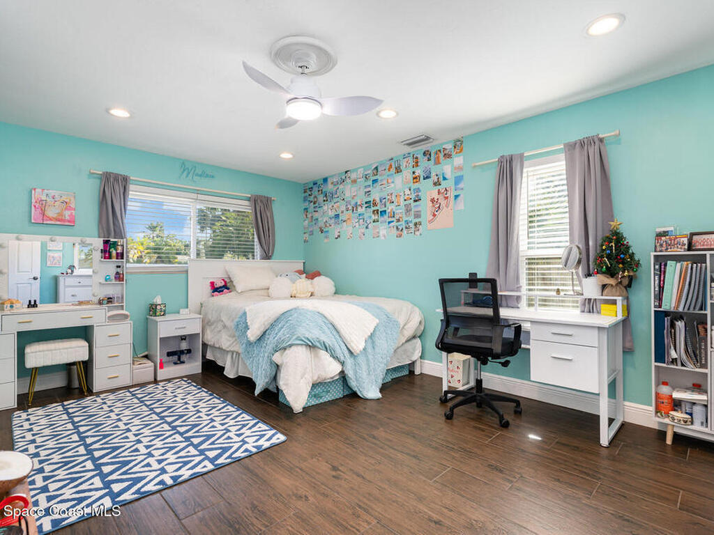 974 S Shannon Avenue, Indialantic, FL 32903