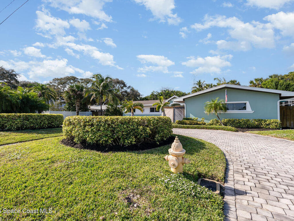 974 S Shannon Avenue, Indialantic, FL 32903