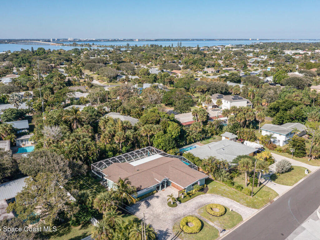 974 S Shannon Avenue, Indialantic, FL 32903