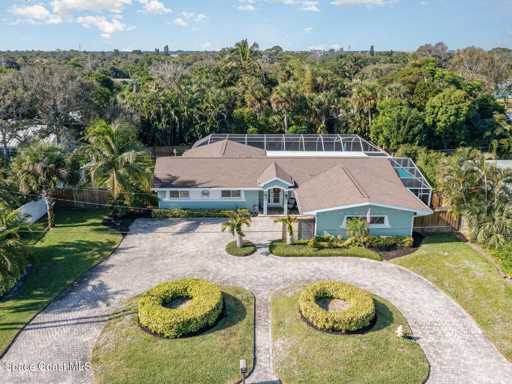 974 S Shannon Avenue, Indialantic, FL 32903