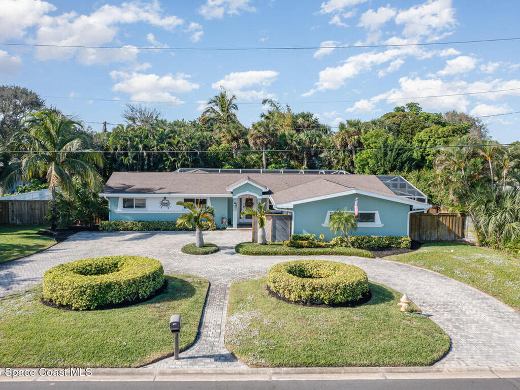 974 S Shannon Avenue, Indialantic, FL 32903