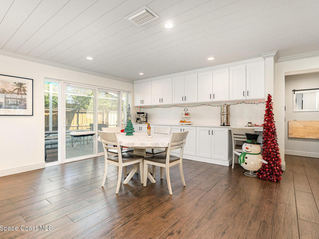 974 S Shannon Avenue, Indialantic, FL 32903