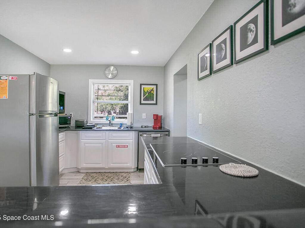 450 S Brevard Avenue, Cocoa Beach, FL 32931