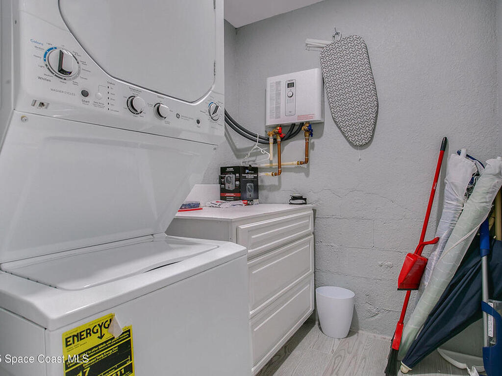 450 S Brevard Avenue, Cocoa Beach, FL 32931